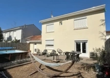 Maison 79 m² avec garage et piscine ST MERDARD DE GUIZIERES