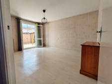 Maison à vendre 4 pièces SAINT SEURIN SUR L'ISLE (33)