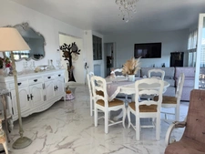 TARBES (65) - Dernier étage - Appartement d'exception de 130 m2 avec balcons.