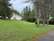 Maison à vendre 7 pièces - 190 m2 - Garage - Piscine - 8 000 m2 de terrain