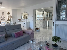 TARBES (65) - Dernier étage - Appartement d'exception de 130 m2 avec balcons.