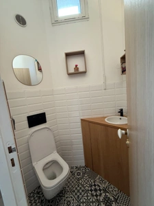 Appartement Bourgeois, locaux commerciaux et T2 à vendre TARBES (65)