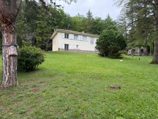 Maison à vendre 7 pièces - 190 m2 - Garage - Piscine - 8 000 m2 de terrain
