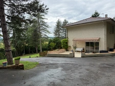 Maison à vendre 7 pièces - 190 m2 - Garage - Piscine - 8 000 m2 de terrain