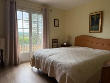 Maison à vendre 7 pièces - 190 m2 - Garage - Piscine - 8 000 m2 de terrain