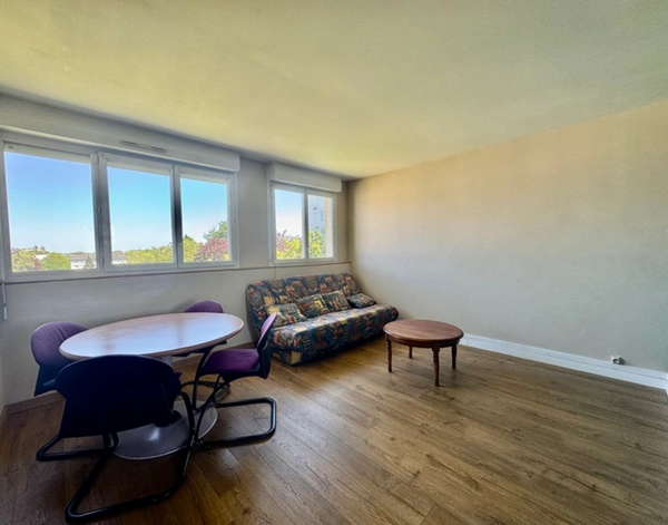 Appartement à vendre 3 pièces  (49)