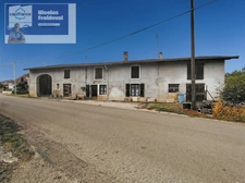 Maison à vendre 4 pièces proche de SAINT JULIEN (39)