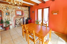 Maison à vendre 8 pièces  (88)