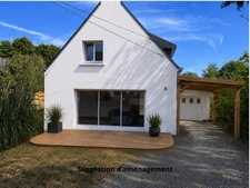 Centre-bourg de Saint-Avé – Maison entièrement rénovée de 120 m² sur un terrain de 500 m², comprenant 3 chambres, vie de plain-pied, garage, jardin, pompe à chaleur récente et DPE B.