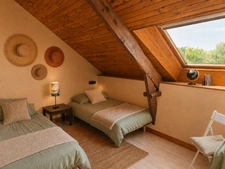 Longère bretonne en pierre à vendre à Sarzeau – 800 m plage Landrezac – 4 chambres – Gîte possible - Au calme