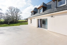Maison traditionnelle bretonne entièrement rénovée – 160 m² à Plescop