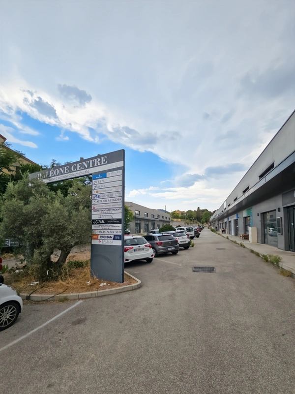 Local/bureau à vendre secteur Baléone SARROLA CARCOPINO (20)