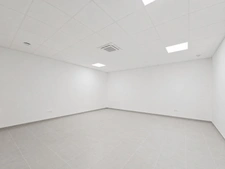 SARROLA-CARCOPINO – BALEONE CENTRE – PÉPINIÈRE DE BUREAUX D'ENVIRON 342 m²