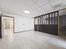 SARROLA-CARCOPINO – BALEONE CENTRE – PÉPINIÈRE DE BUREAUX D'ENVIRON 342 m²