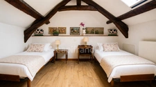 Maison périgourdine en pierre avec gîte, piscine et 1,25 ha de terrain – Doissat