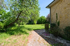Maison à vendre 4 pièces SIORAC EN PERIGORD, sous-sol de 100m² exploitable  jardin 1933m².