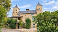 Léobard, proche Gourdon : maison avec gîte, 4 autres gîtes disponibles en supplément