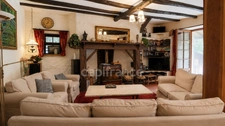 Maison périgourdine en pierre avec gîte, piscine et 1,25 ha de terrain – Doissat