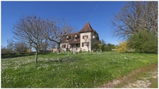 Maison quercynoise avec dépendances et terrain – Payrac (46)
