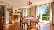 Maison familiale 148 m² – 5 chambres, grand sous-sol et terrain de 2 566 m² – Saint-Martial-de-Nabirat