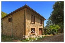 Maison individuelle de 106 m² avec jardin et ruisseau – Roufillac / Carlux