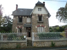 Maison à vendre  10 pièces CHATEAU THIERRY (02)