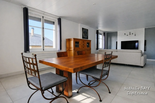 Nouveau prix - Belle opportunité à saisir - Maison familiale 174 m² – Vue dégagée, calme et potentiel rare à Gruffy.