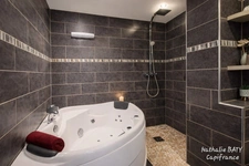 Sous Offre - Belle opportunité - À 15 minutes du lac d’Annecy - Appartement lumineux de 81m² avec grande pièce de vie et faibles charges