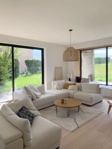 Maison 4P avec Terrasse et jardin et 2 Parkings à COUPVRAY