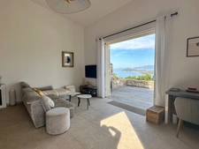 Sublime Villa Récente - piscine - vue panoramique sur la mer - Pietrosella - résidence privée - proximité plage d'argent - commerces et aéroport AJACCIO
