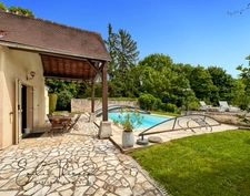Propriete à vendre 5 pièces proche de SENLIS (60) - 3 chambres possibilité 4 - Jardin 2100m2 avec Piscine - A1 à 10 min / CDG 20 min / Ecoles privées et publiques / Commodités