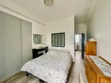 A vendre : Superbe maison en pierre de 270 m2  - 