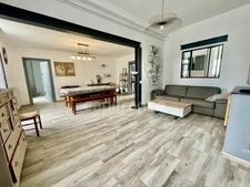 A vendre : Superbe maison en pierre de 270 m2  - 