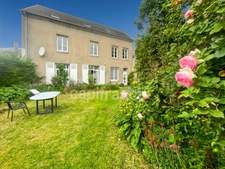 A vendre : Superbe maison en pierre de 270 m2  - 