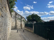 A vendre : Superbe maison en pierre de 270 m2  - 