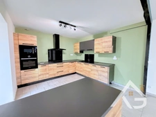 Maison individuelle 136 m² · Semi-plain-pied possible · Jardin & Piscine · Noyelles-sur-Selle