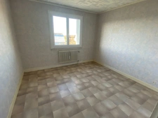 Maison individuelle – 4 chambres – Proche centre-ville