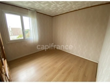 Maison individuelle – 4 chambres – Proche centre-ville