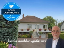 Une maison à réinventer au cœur d’un grand terrain arboré
