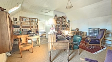 Maison à rénover avec dépendances et grand terrain – Littoral Finistère Sud