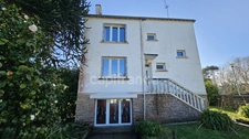 Maison familiale à vendre à Trégunc 103 m² Sous-sol complet Grand terrain Proche plages et commodités