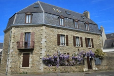 Bâtisse de caractère à réinventer en maison d’exception au cœur de Concarneau