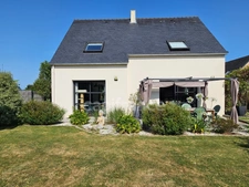 À vendre – Maison contemporaine à Pleuven, 115 m² sur 495 m² de terrain