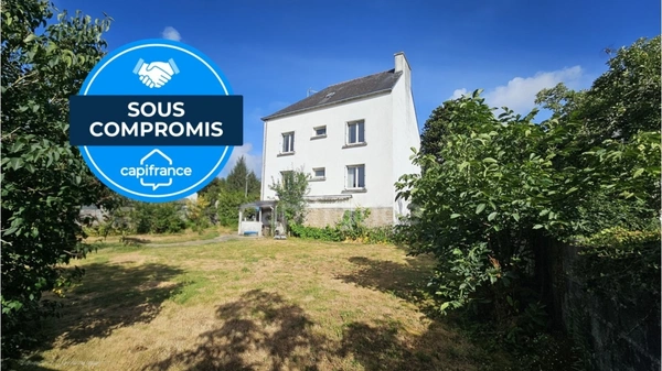 Maison familiale à vendre à Trégunc 103 m² Sous-sol complet Grand terrain Proche plages et commodités