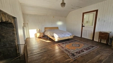Maison à rénover avec dépendances et grand terrain – Littoral Finistère Sud
