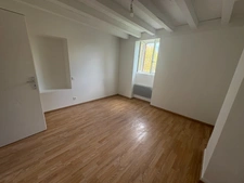 En EXCLUSIVITE Appartement de 75 m² en triplex 3 pièces à SAINT JEAN PIED DE PORT (64)