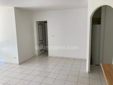 Maison avec jardin et garage, 4 pièces  