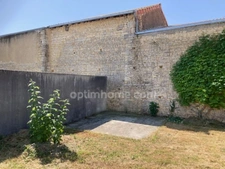 Maison avec jardin et garage, 4 pièces  