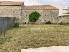 Maison avec jardin et garage, 4 pièces  