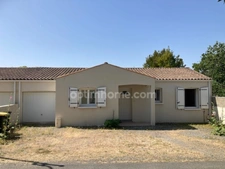 Maison avec jardin et garage, 4 pièces  
